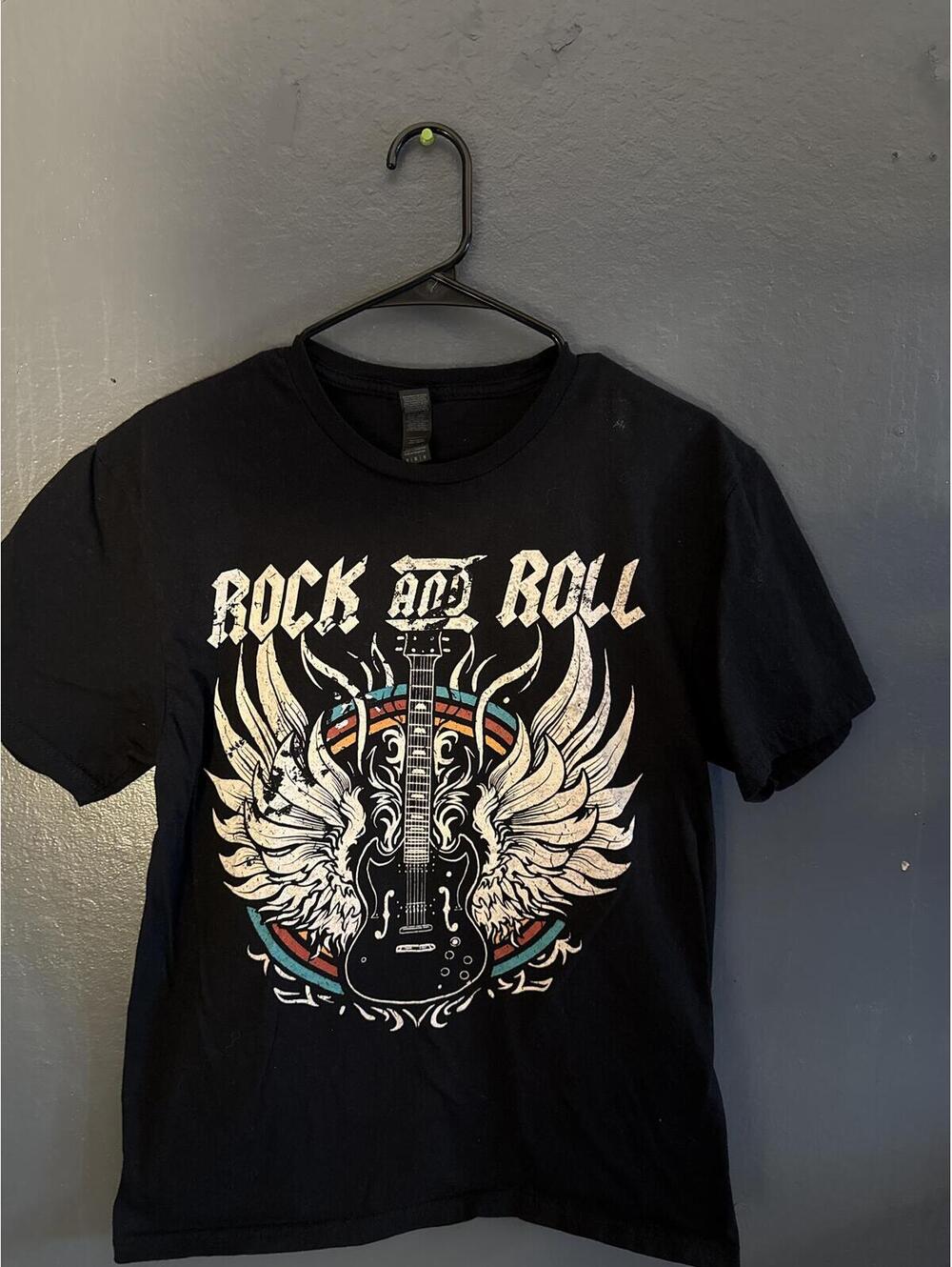 Gildan Men's Black Rock and Roll Graphic T-Shirt